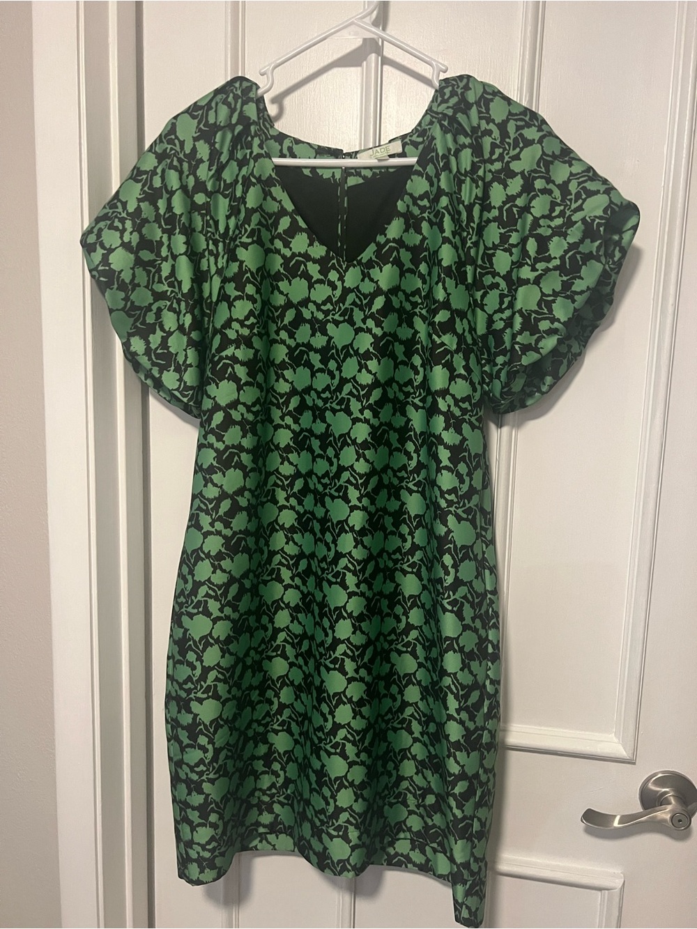 Jade Black and Green Floral V-Neck Shift Tunic